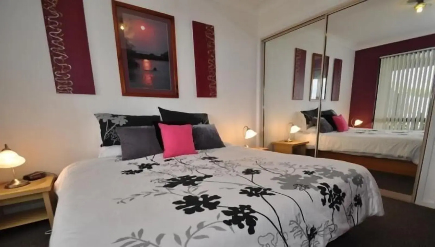 Beachfront Apartments Narooma - Narooma