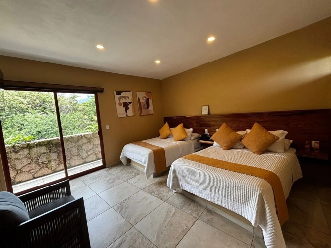 Standard Quadruple Family room with balcony and with mountain view