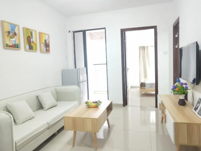 Gemmed Apartment