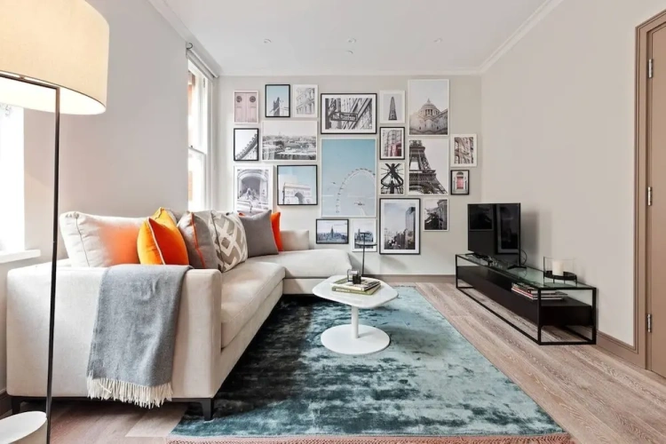 2 Bedrooms Apartment