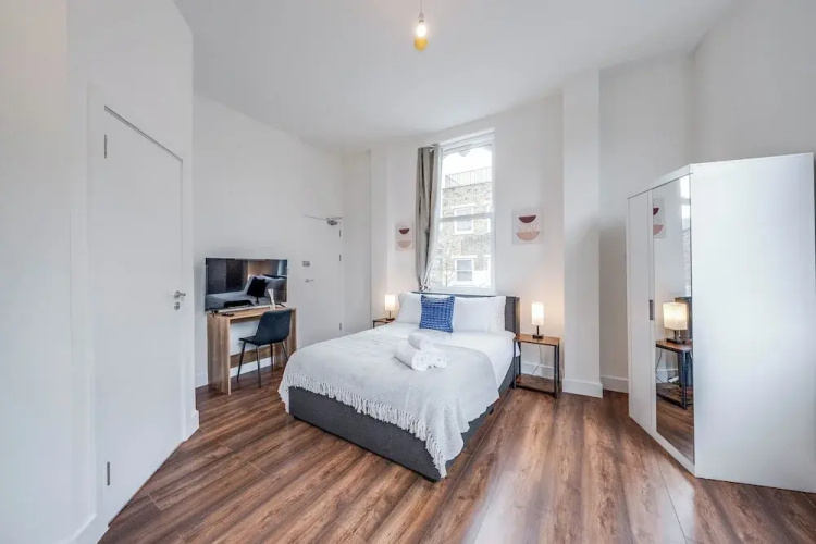 Camberwell High Spec 6-Studio Unit Block