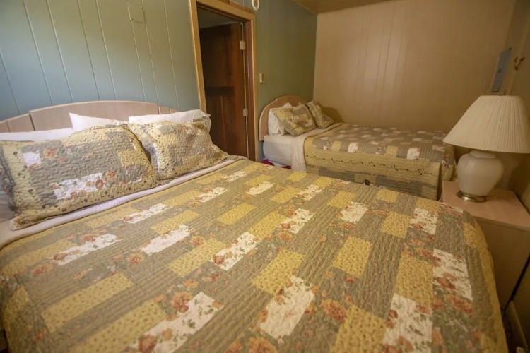 Ridges Inn & Suites