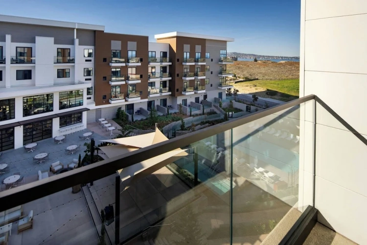 Double Studio with bay view