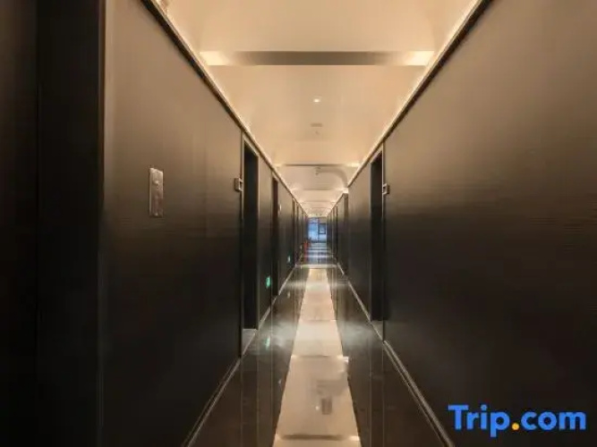 Secret Garden Theme Hotel