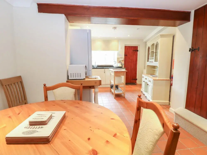 Compass Cottage