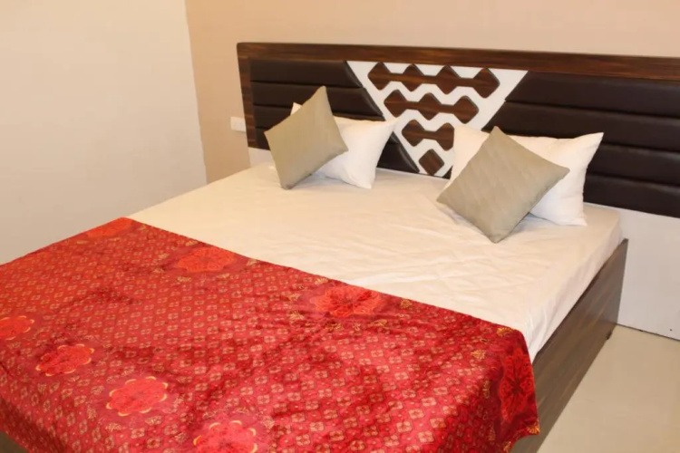 Hotel Skylark