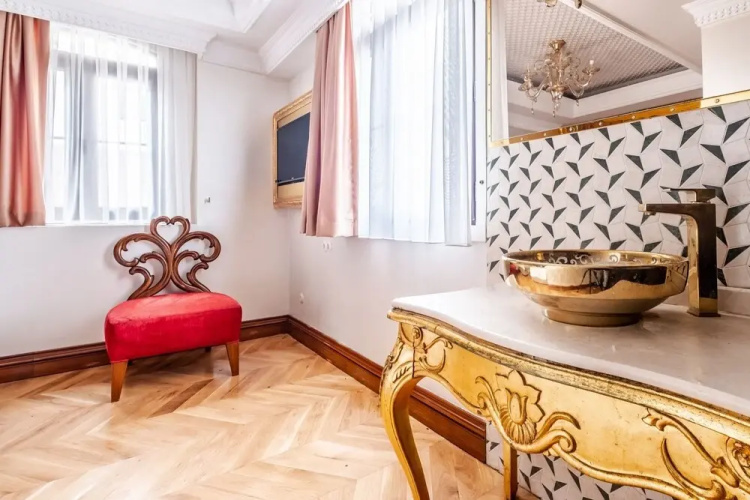 Glamorous Authentic Studio in sk dar