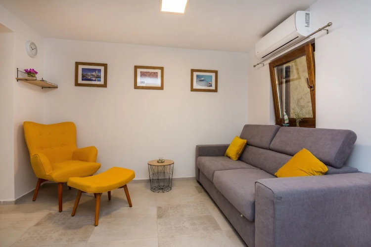 Apartments Malcic