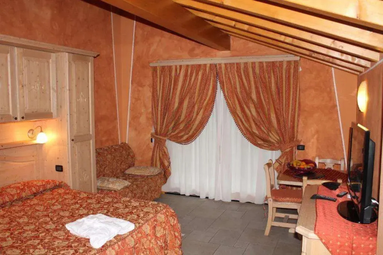 Boscone Suite Hotel