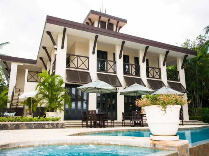1-Bedroom Near Pool