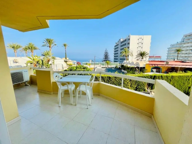 1 Bedroom Apartment with sea view