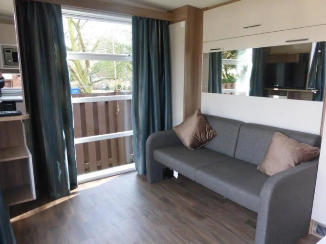 The Swan Suite