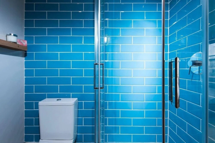 Lovely, Spacious 1BR Central Flat