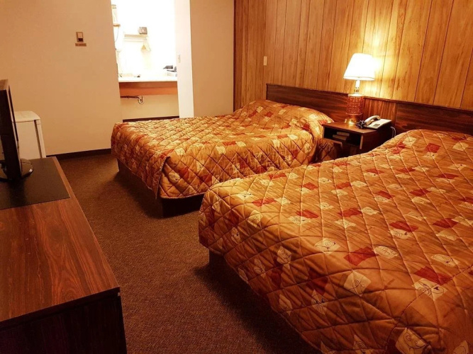 Elk Point Motel & RV Park