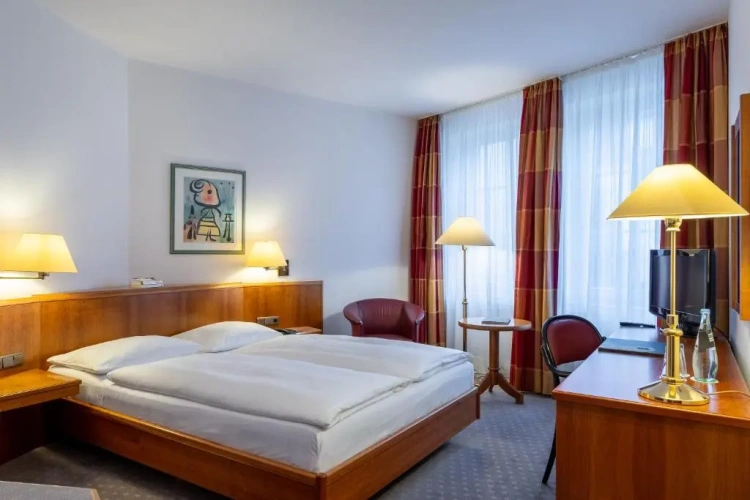Comfort Single room with view