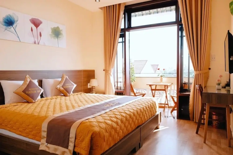 Deluxe Double room with balcony