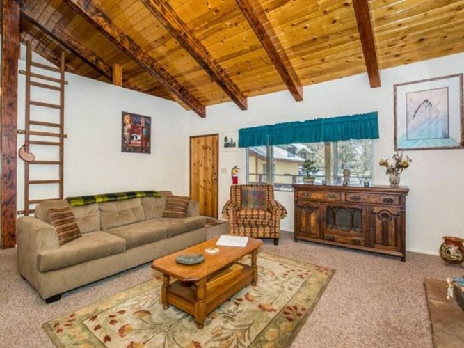 Twin Oaks #1949 by Big Bear Vacations