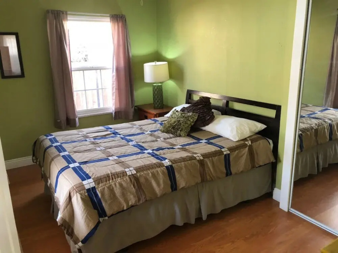 Unique 2 Bedroom in Burbank