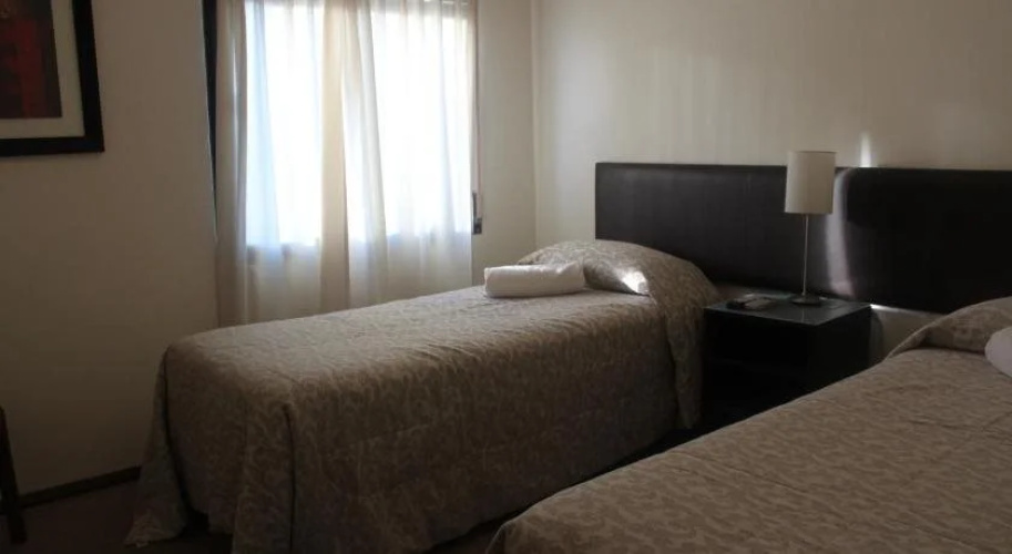 Hotel Genoves