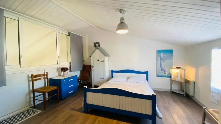 2 Bedrooms Cottage