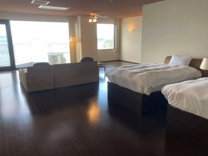 New WestPeninsula Hotel