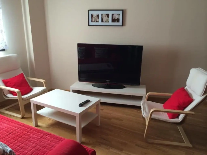 2 Bedrooms Apartment