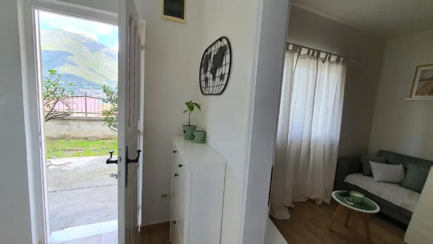 3M - Stylish studio apartment with terrace