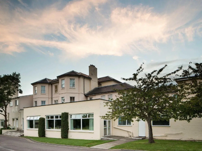 Mercure Maidstone Great Danes Hotel
