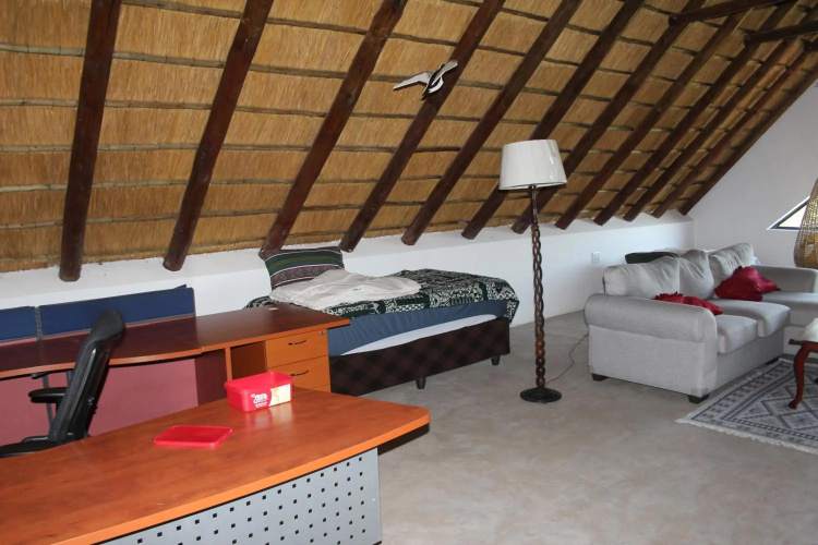 Marloth Park, Kruger safari house - solar