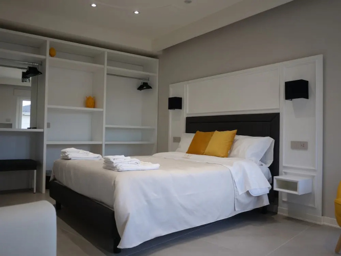 Golden Residence