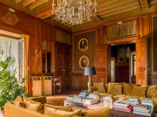 Chateau LE BROSSAY