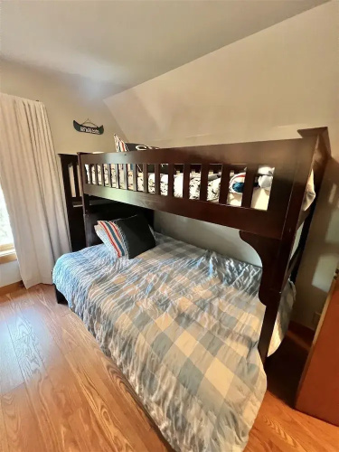 Camp Marcy Limit 8 3 Bedroom Cottage by RedAwning