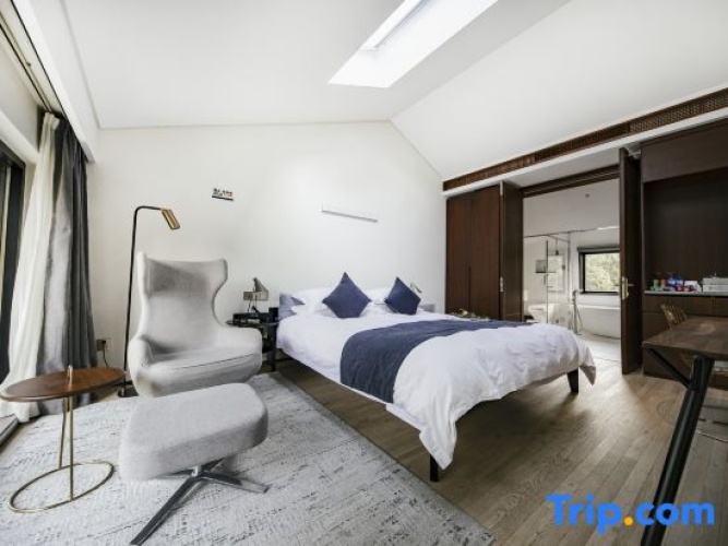 1 Bedroom Suite