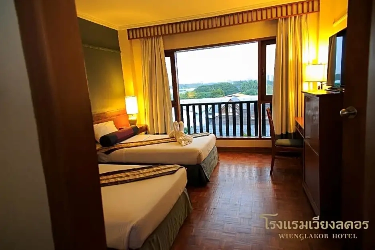 Superior Twin room with view