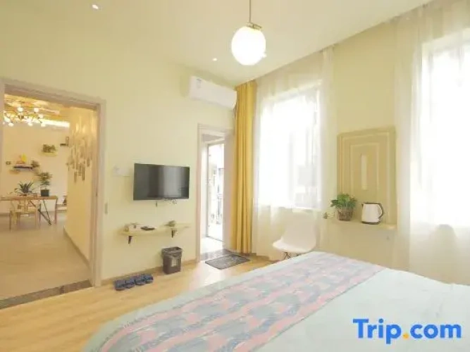 5 Bedrooms Economy Quintuple Suite