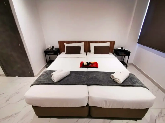 1 Bedroom Deluxe Apartment