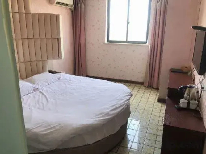 Xinjia Hotel