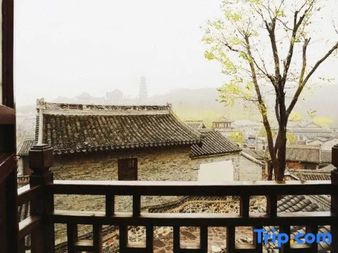 Great Wall Academy Inn