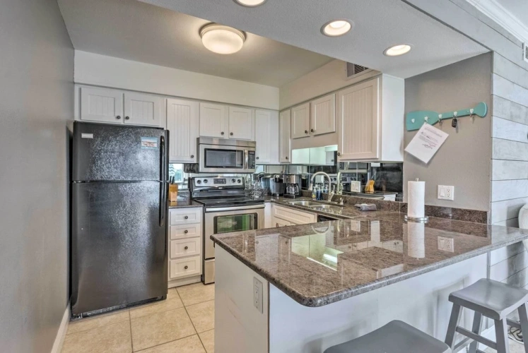 2 Bedrooms Apartment