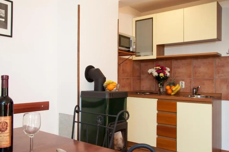 1 Bedroom Apartment with sea view