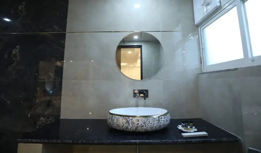 Arryaa Inn