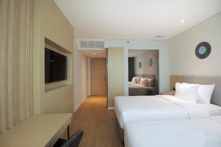 Superior Twin room