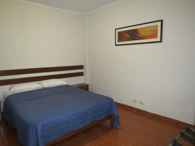 Miraflores Inn