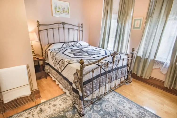 Deluxe Double Suite