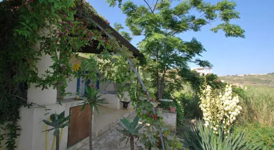 Vulcano Consult Cottage