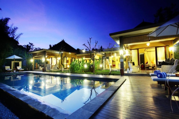 Deluxe Villa