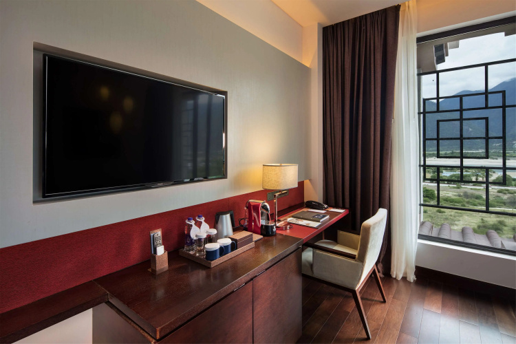 Hilton Linzhi Resort