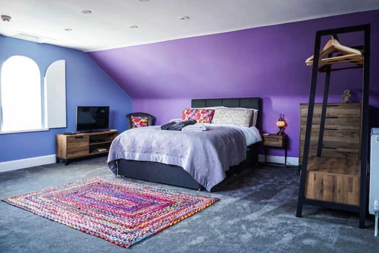 Comfort room