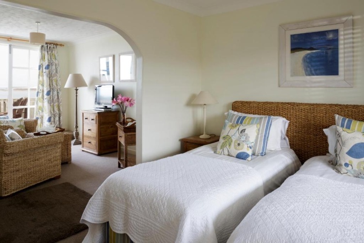 Standard Double Suite with sea view