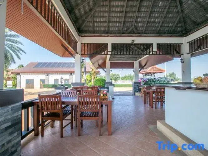 SeaBreeze Residence Mae Phim SB141